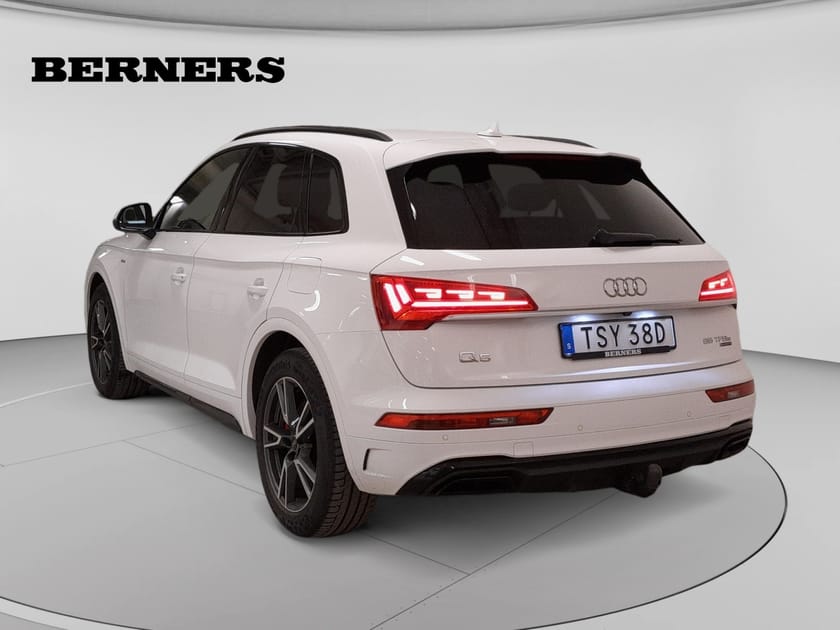 Bild 3 av Audi Q5 55 TFSI e quattro S-Line 367hk
