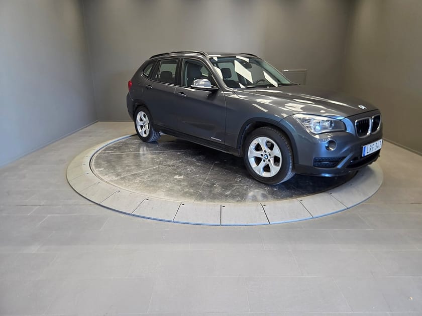 Bild 4 av BMW X1 xDrive20d Sportline Xenon-ljus Rattvärme Dragkrok