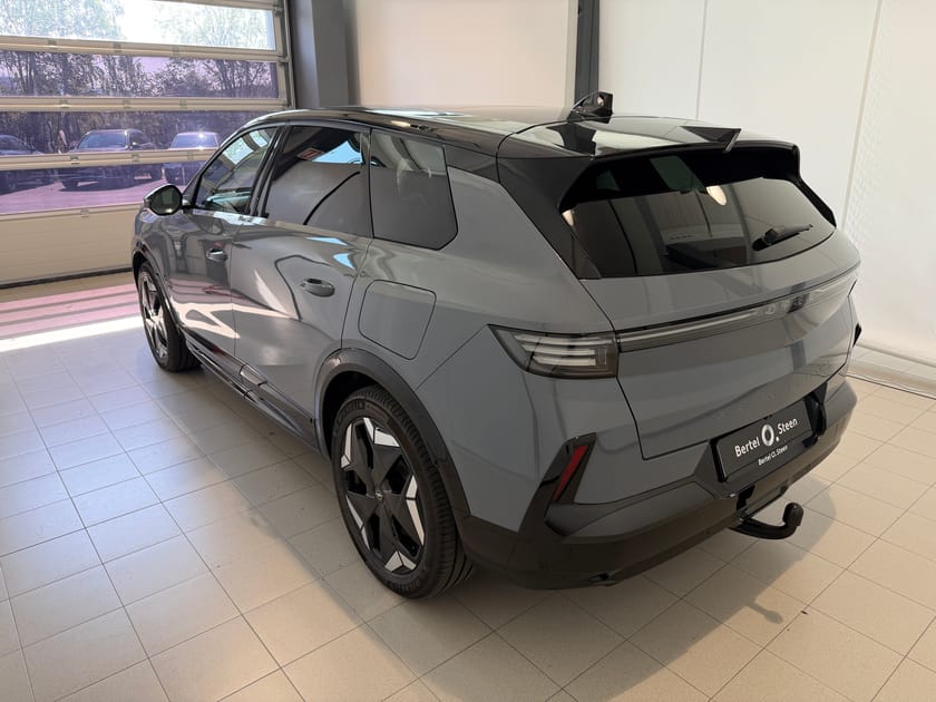 Bilde 4 av Opel Grandland Electric AWD ULTIMATE / TEKNIKKPAKKE / HENGERFESTE