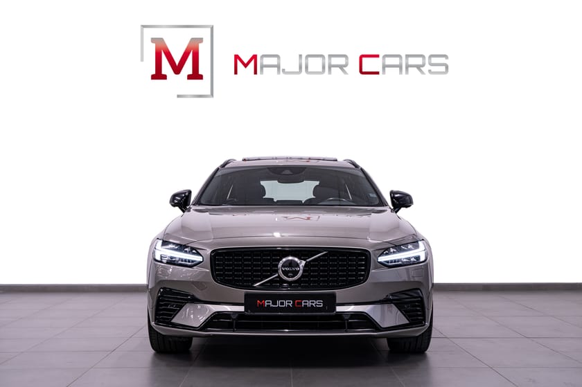 Bild 2 av Volvo V90 T8 AWD R-Design Pano 20" H/K 360° Luft-F HuD Massage Drag