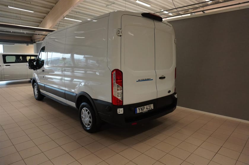 Bild 3 av Ford E-Transit 350 Skåp Trend L3 Drag 360°