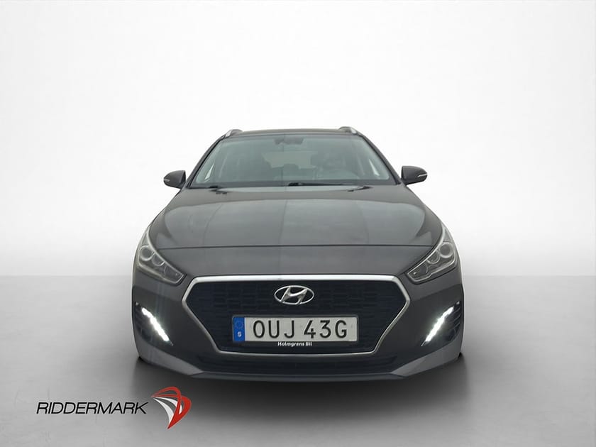 Bild 2 av Hyundai i30 Kombi 1.4 140hk Premium Kamera CarPlay Halvskinn