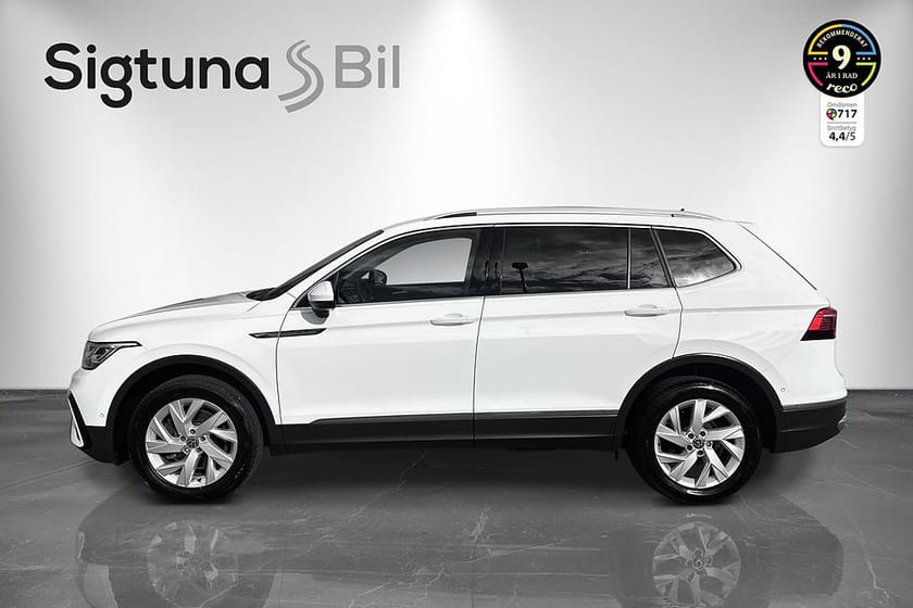 Bild 2 av Volkswagen Tiguan Allspace 5-sätes 5-sits 2.0 TDI 4Motion Elegance Cockpit / Drag