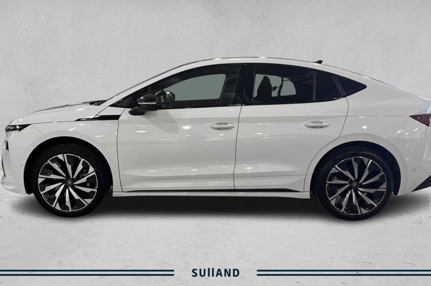 Bilde 2 av Škoda Enyaq Coupé 85x AWD Sportline 360°Kam Hengerfeste  Panorama tak