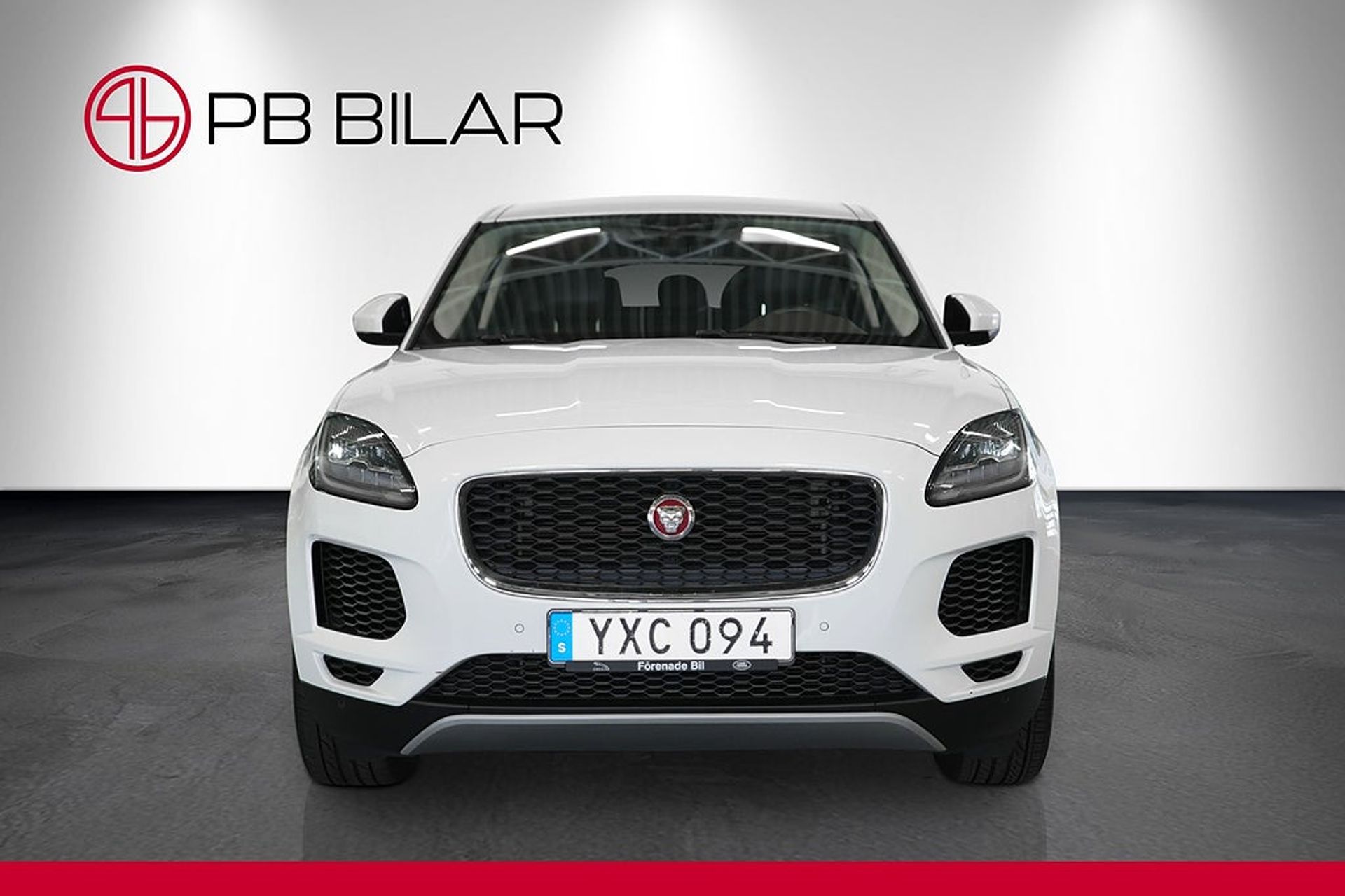 Jaguar E-Pace 2019, bild 2/10