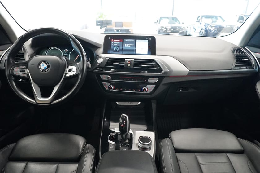Bild 5 av BMW X3 xDrive30d Navi Adaptiv F Adaptiva LED Backkamera Keyless