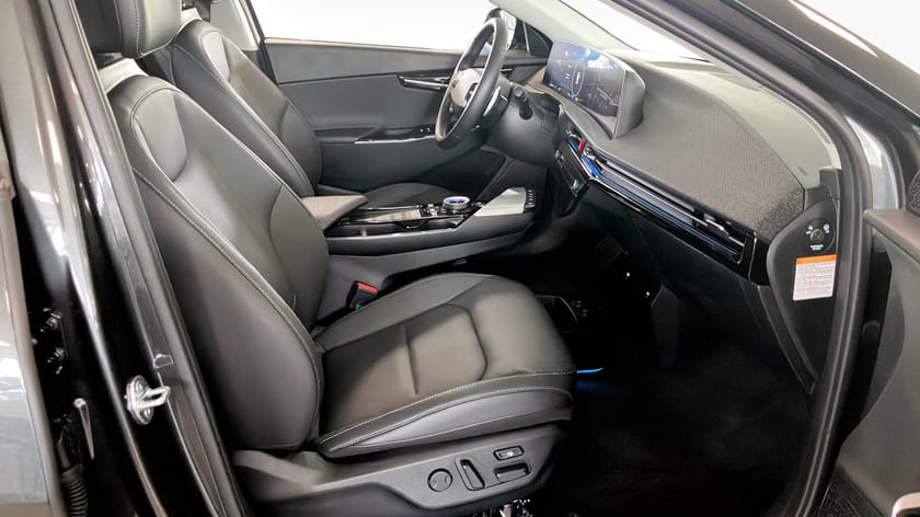 Bild 3 av Kia EV6 77.4 kWh PLUS RWD 228HK 360 KAMERA NAVI