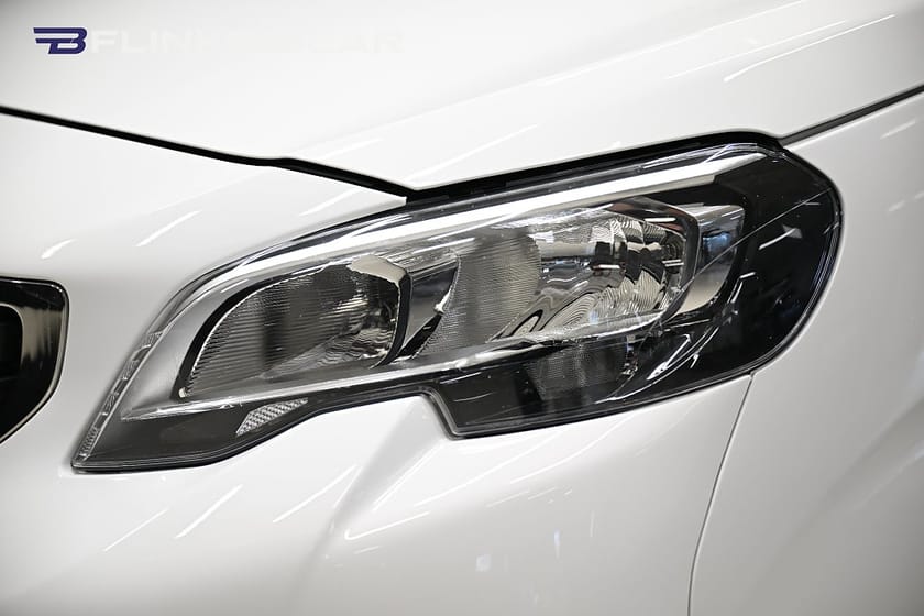 Bild 2 av Peugeot Expert Panel Van 150HK Lång|Inredning|Drag|Värmare|Backkamera|Kambytt
