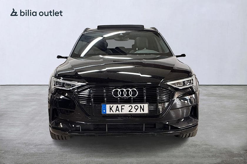 Bild 2 av Audi e-tron 55 quattro Proline Adv 408hk Cockpit Panorama Drag 360°