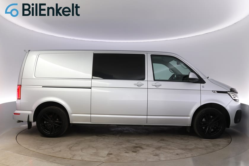 Bild 2 av Volkswagen Transporter Kombi 200 TDI 4M DSG Cockpit Drag