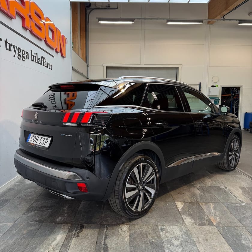 Bild 4 av Peugeot 3008 GT HYBRID4 EAT Navi Carplay Navigation Backkamera