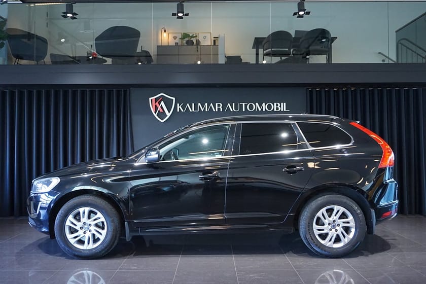 Bild 3 av Volvo XC60 D4 Momentum Business Edition 190hk Dragkrok
