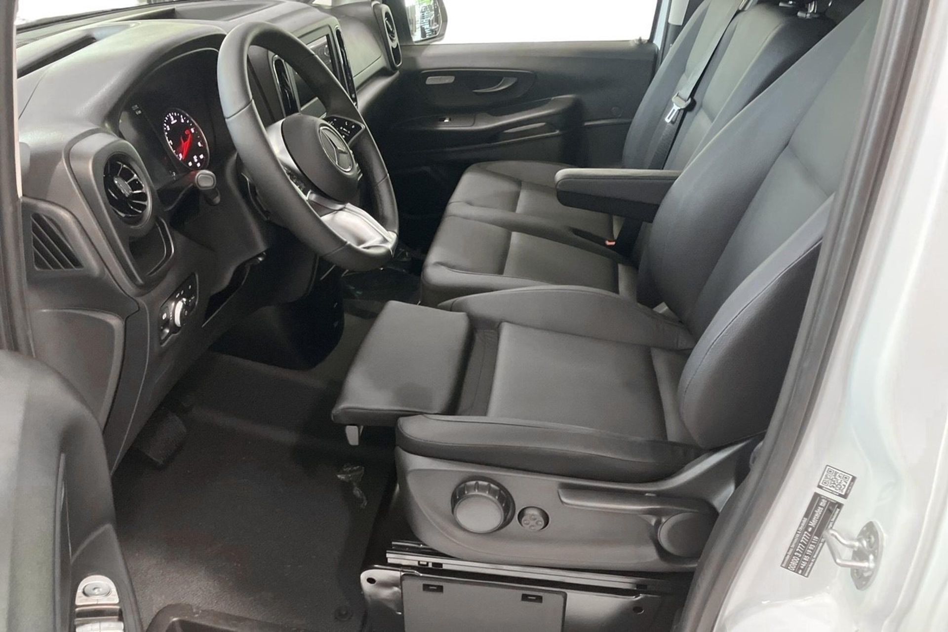 Mercedes-Benz Vito 116 CDI 4x4 3.0t 2025, bild 7/18