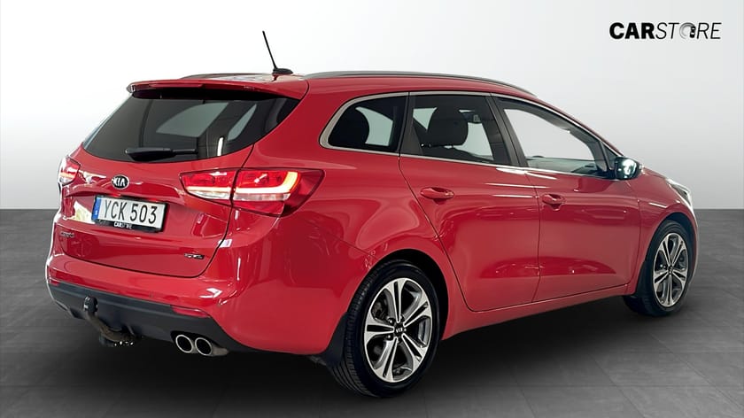 Bild 2 av Kia cee'd_sw SW GT-Line 136HK / Kamera / Drag / låga mil