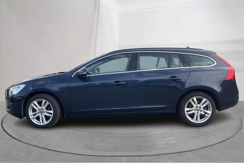 Bild 2 av Volvo V60 D3 (136hk) Momentum Läder Drag