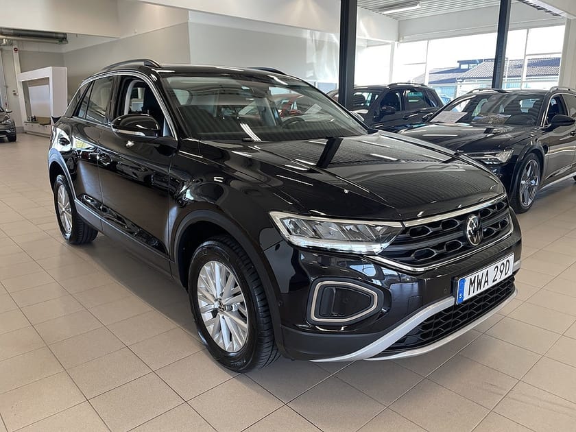 Bild 1 av Volkswagen T-Roc 1.5 TSI 150HK DSG Digital Cockpit / Apple Carplay