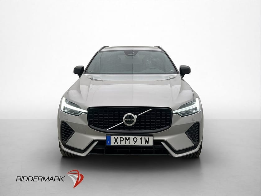 Bild 5 av Volvo XC60 Recharge T8 AWD R-Design Pano H/K 360° Värm Drag