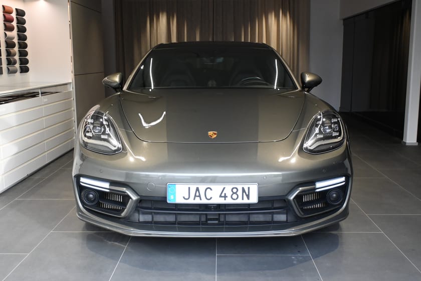 Bild 3 av Porsche Panamera 4 E-Hybrid Sport Turismo Platinum Edition