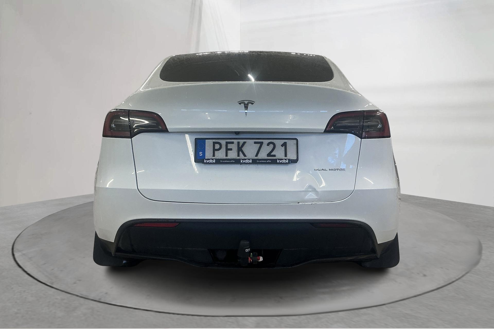 Tesla Model Y Long Range AWD 2024, bild 6/10