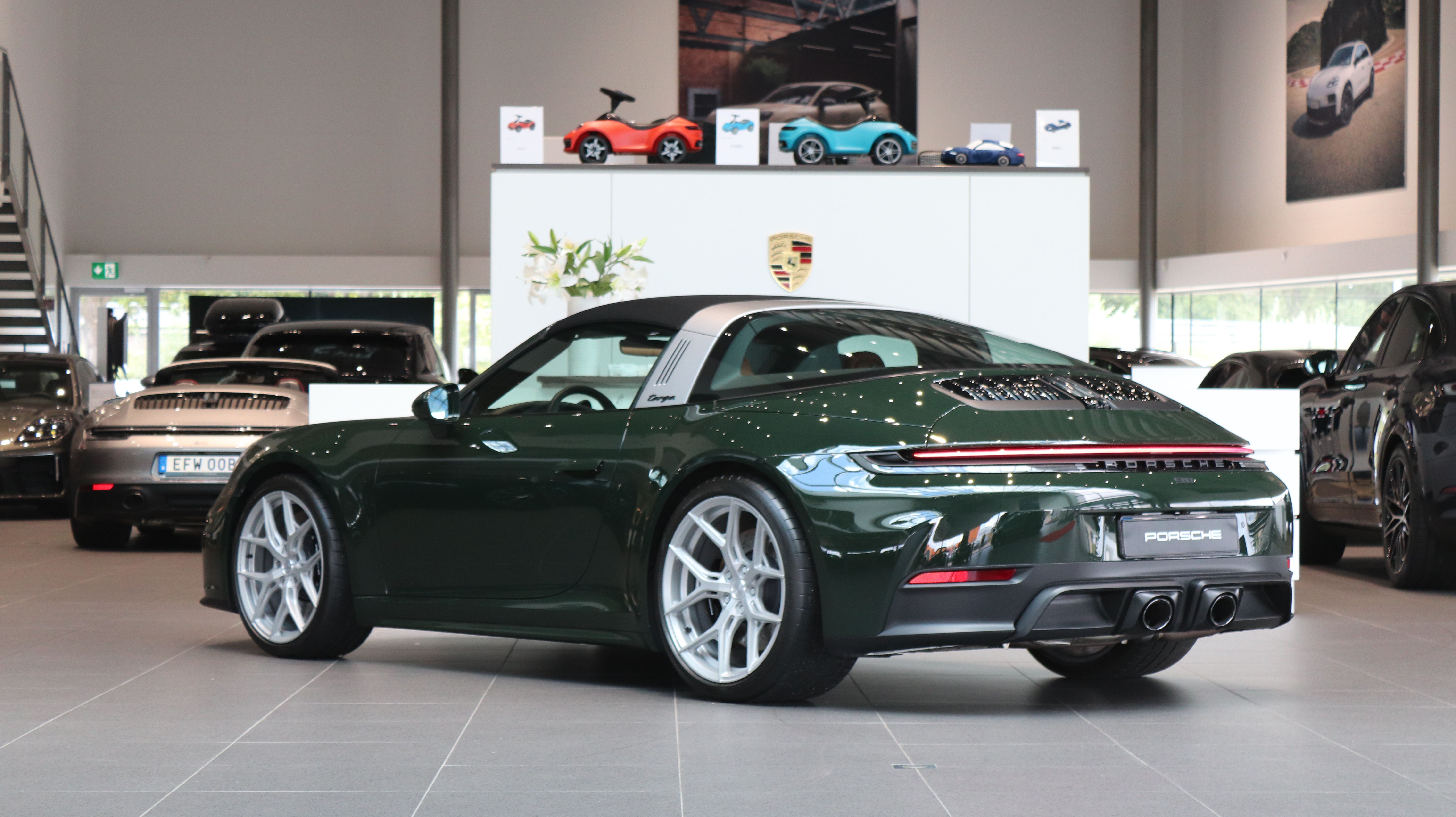 Porsche 911 Targa 4 GTS PDK, 541hp, 2026