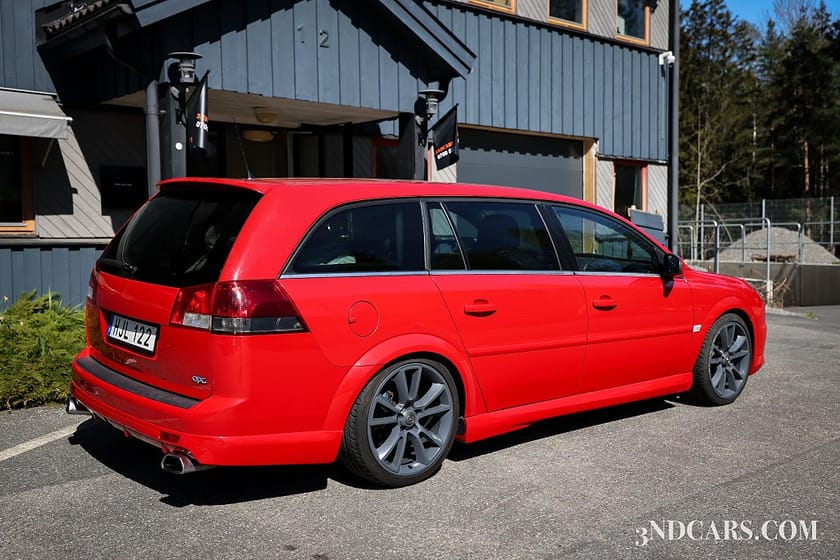 Bild 3 av Opel Vectra Caravan OPC 2.8 V6 Turbo 280 HK RECARO SVENSKSÅLD