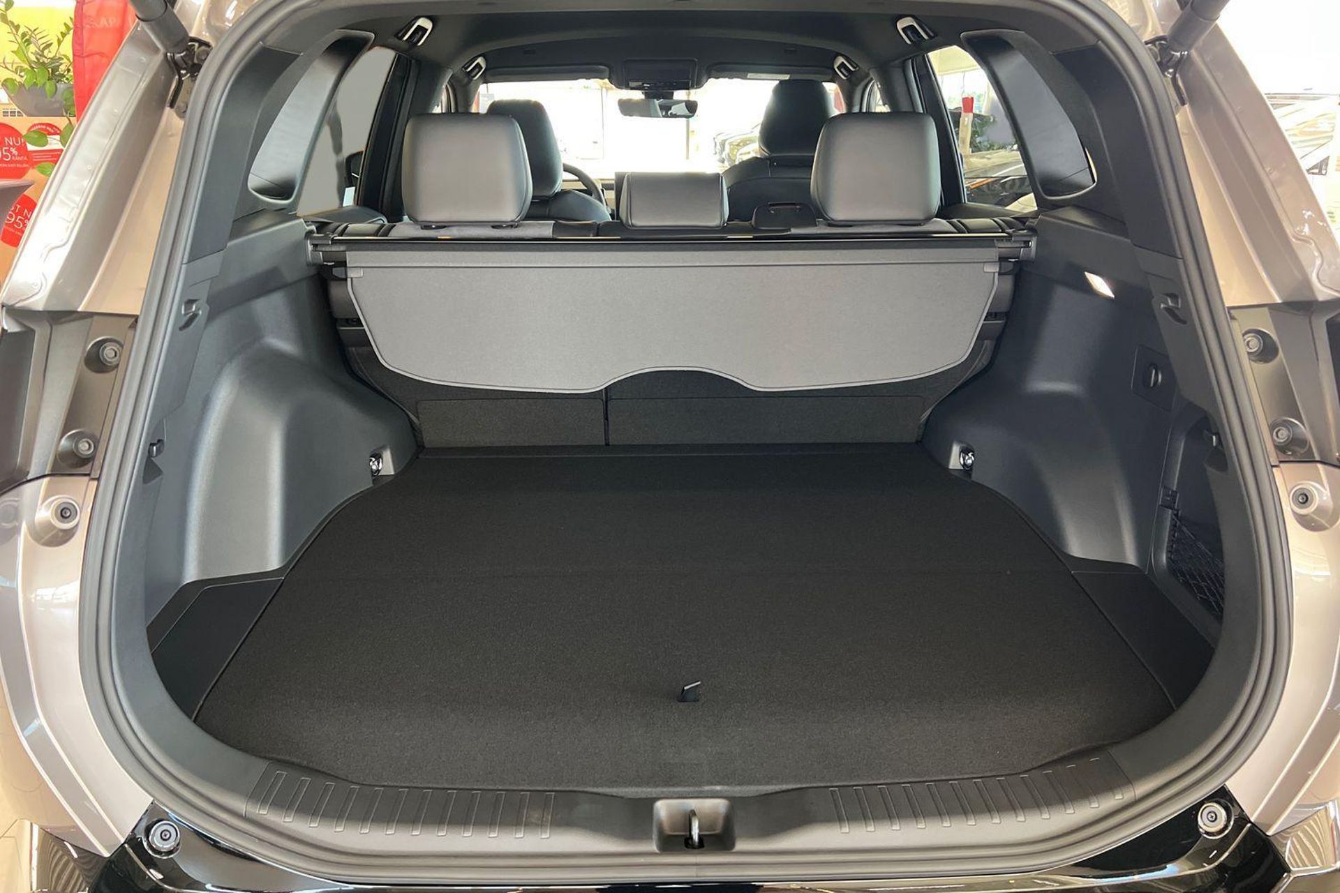 Toyota RAV4 Plug-in Hybrid 2026, kuva 7/10