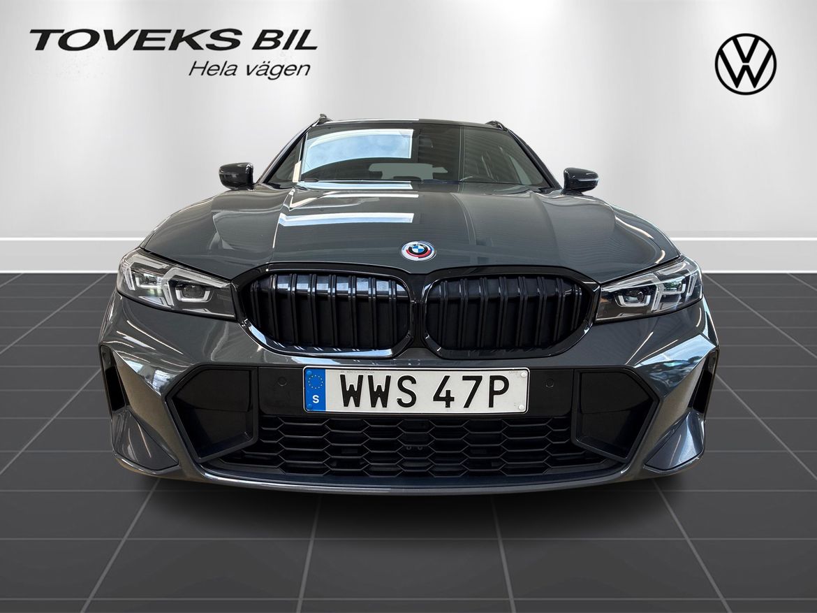 BMW BMW 330e xDrive Touring — bild 8