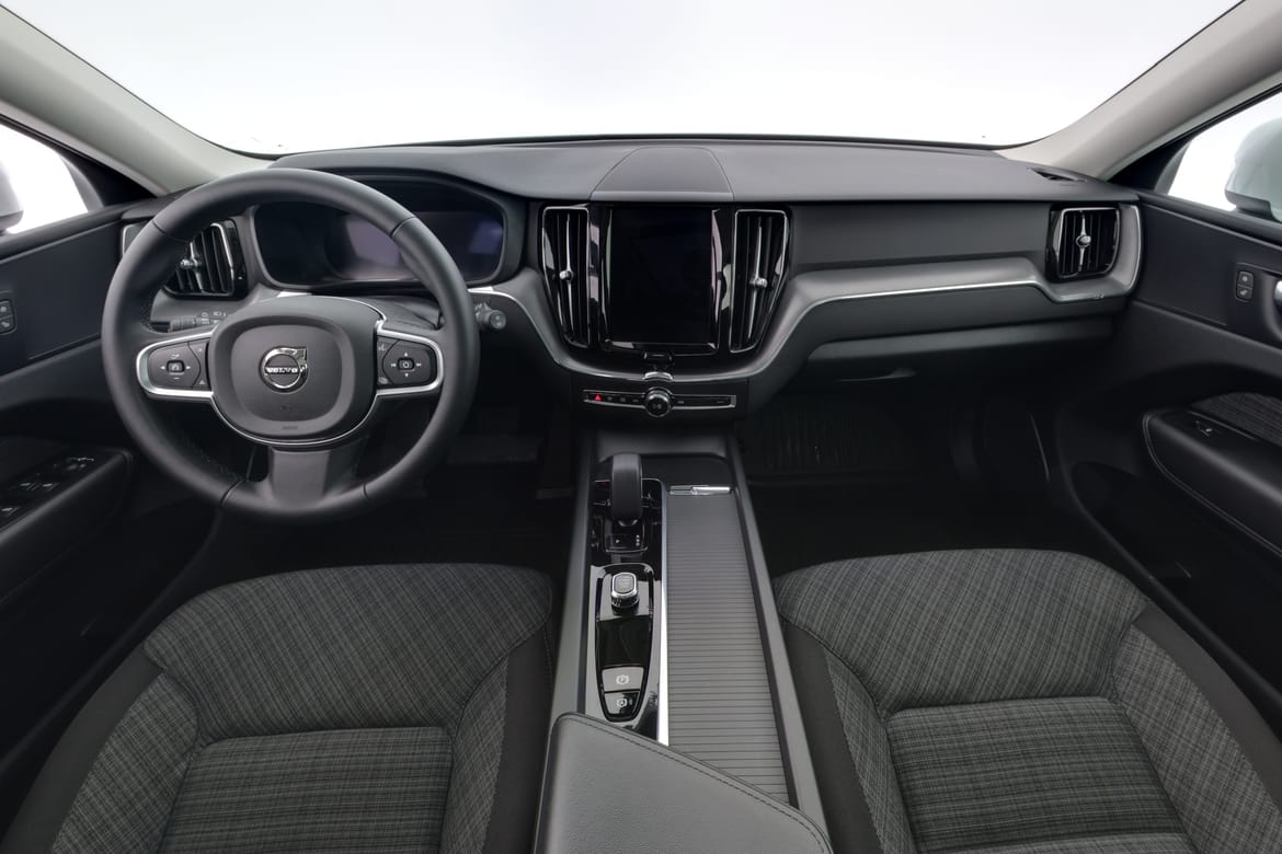 Volvo XC60 2025 - miniatyr 7