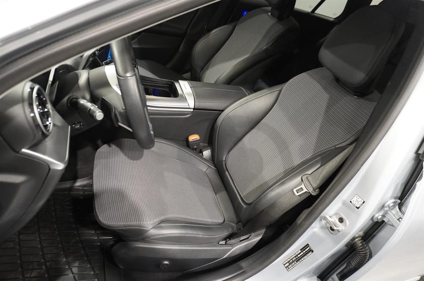 Bild 4 av Mercedes-Benz C 300 T de 4MATIC