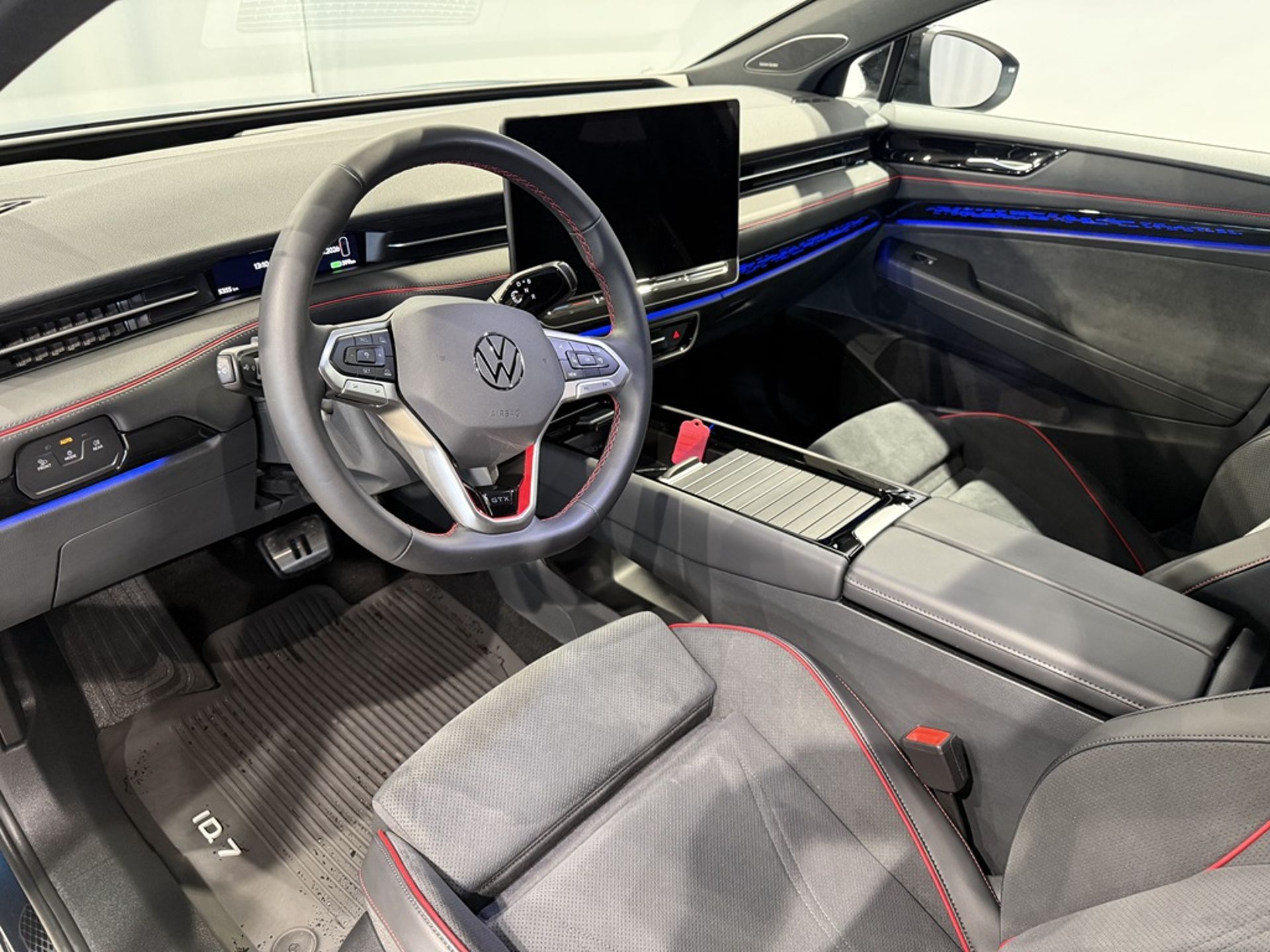 Volkswagen ID.7 GTX Tourer 2027, photo 6/10