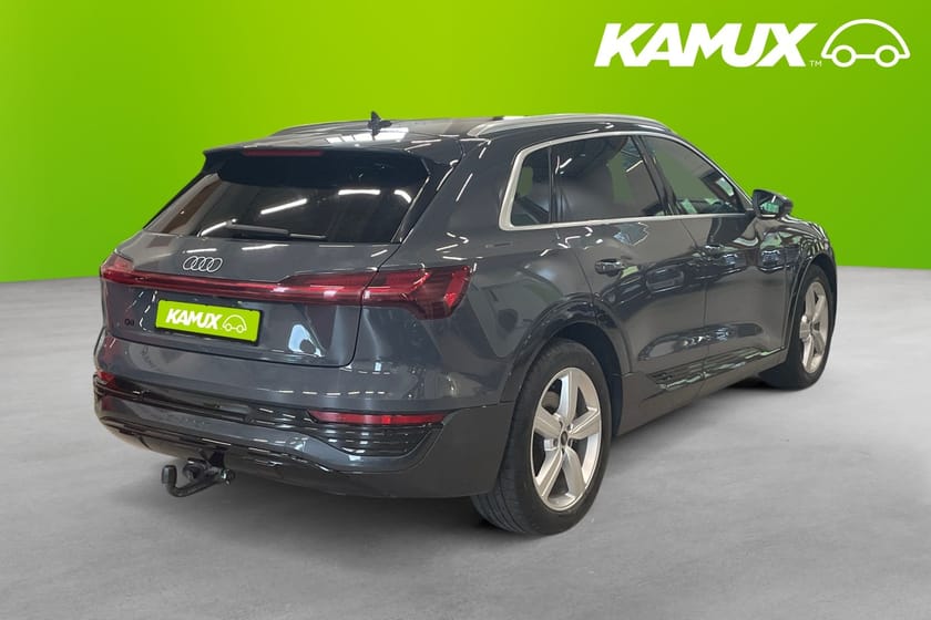 Bild 4 av Audi Q8 50 e-tron quattro Advanced 360° HuD Luftfj Drag