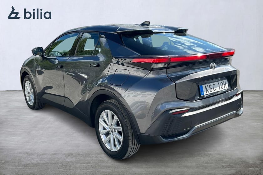 Bild 2 av Toyota C-HR PHEV 2,0 Laddhybrid Active Värmare Moms