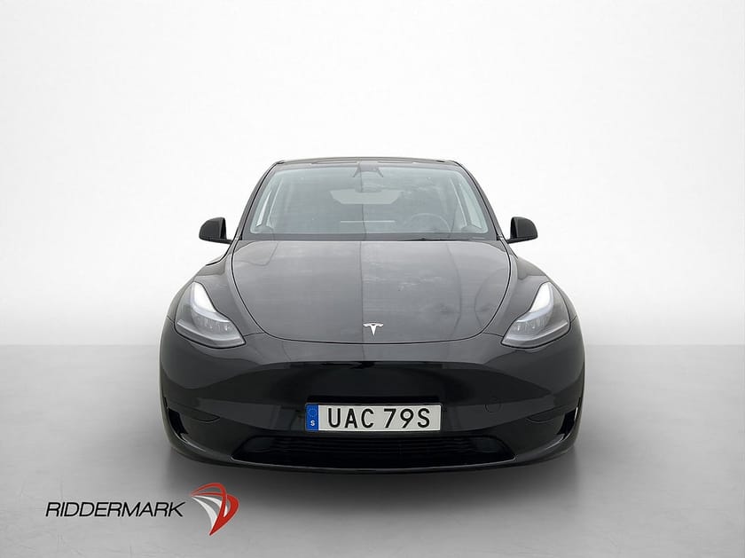 Bild 3 av Tesla Model Y Standard Range RWD AP Pano Drag MOMS Sv-Såld
