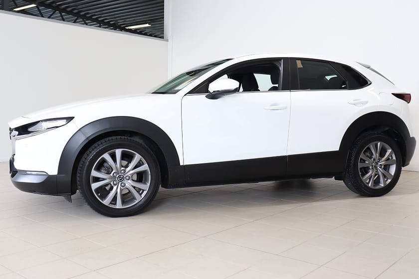 Bild 3 av Mazda CX-30 2.0 AUT 150 HK M Hybrid Sky B-Kamera Navi HUD