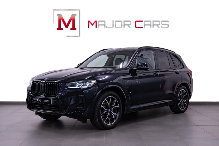 Bild 1 av BMW X3 xDrive30e M Sport MOMS HuD Kamera DA HiFi Drag 292hk