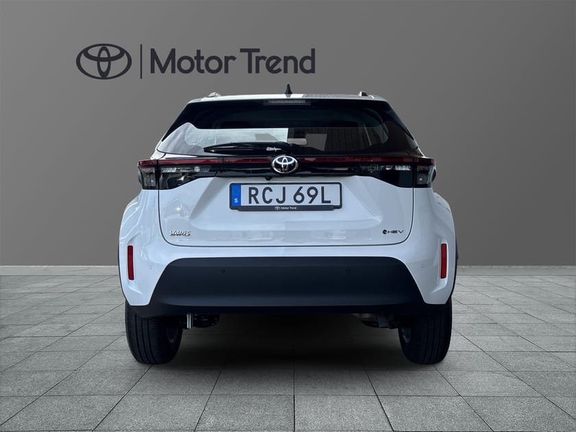 Bild 5 av Toyota Yaris Cross Hybrid 115 1,5 ACTIVE SÄKERHETSPAKET | NYA VINTERHJUL INGÅR |