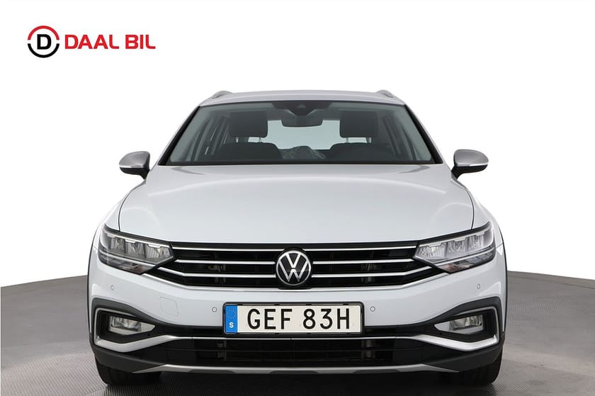 Bild 2 av Volkswagen Passat Alltrack 2.0 TDI 4M 200HK DRAG P-VÄRM B-KAM NAVI 3-ZON APP-CON