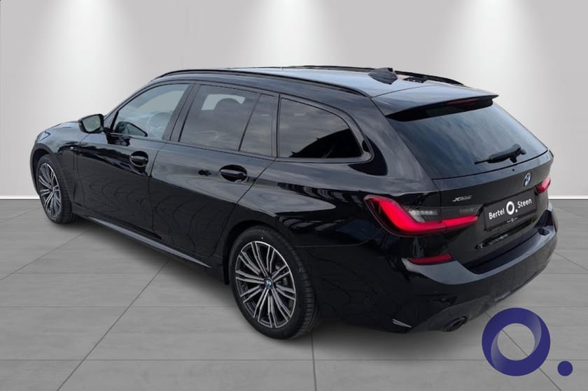 Bilde 3 av BMW 330e xDrive Touring