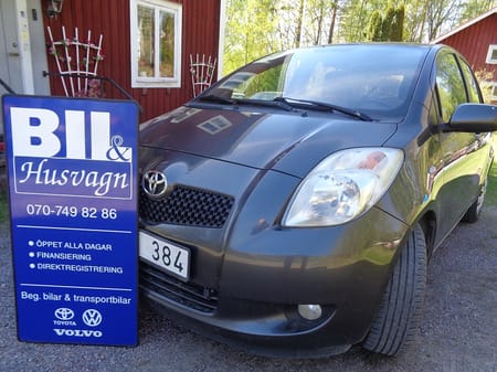 Toyota Yaris 5D 1.3 NYBES/AC/MVG+KUPEFLÄKT/FINANS/INBYYTE