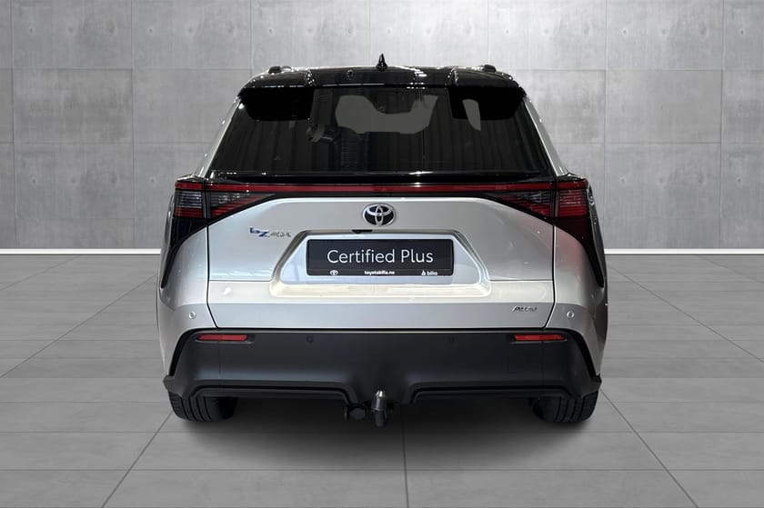 Bilde 4 av Toyota bZ4X AWD Active Tech Bitone, glasstak, h-feste, kamera