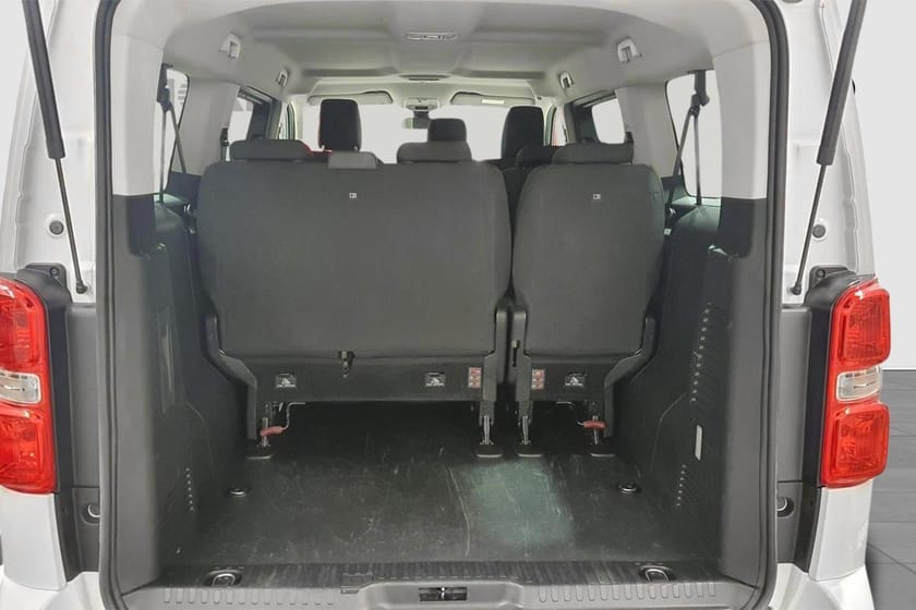 Bild 5 av Toyota Proace Verso SHUTTLE LONG 2,0 D ADBLUE 140 HK S&S