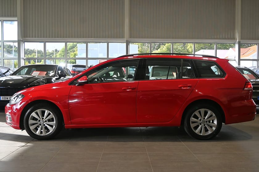 Bild 2 av Volkswagen Golf Sportscombi 1.0 TSI Adaptiv farthållare Årsskatt 382kr