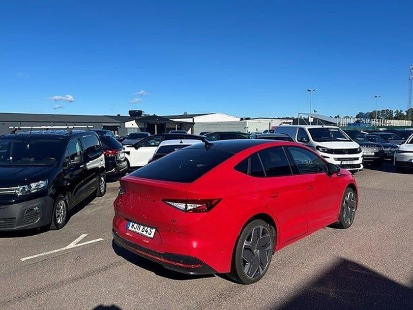 Bild 1 av Škoda Enyaq Coupé RS iV Skoda RS Advance 299hk / Drag / 21" / 2040 Mil