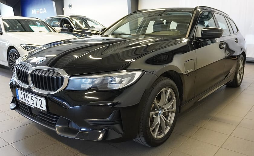 Bild 5 av BMW 330e xDrive Touring Steptronic/B-KAMERA/DRAG/GPS*3,99%RÄNTA*