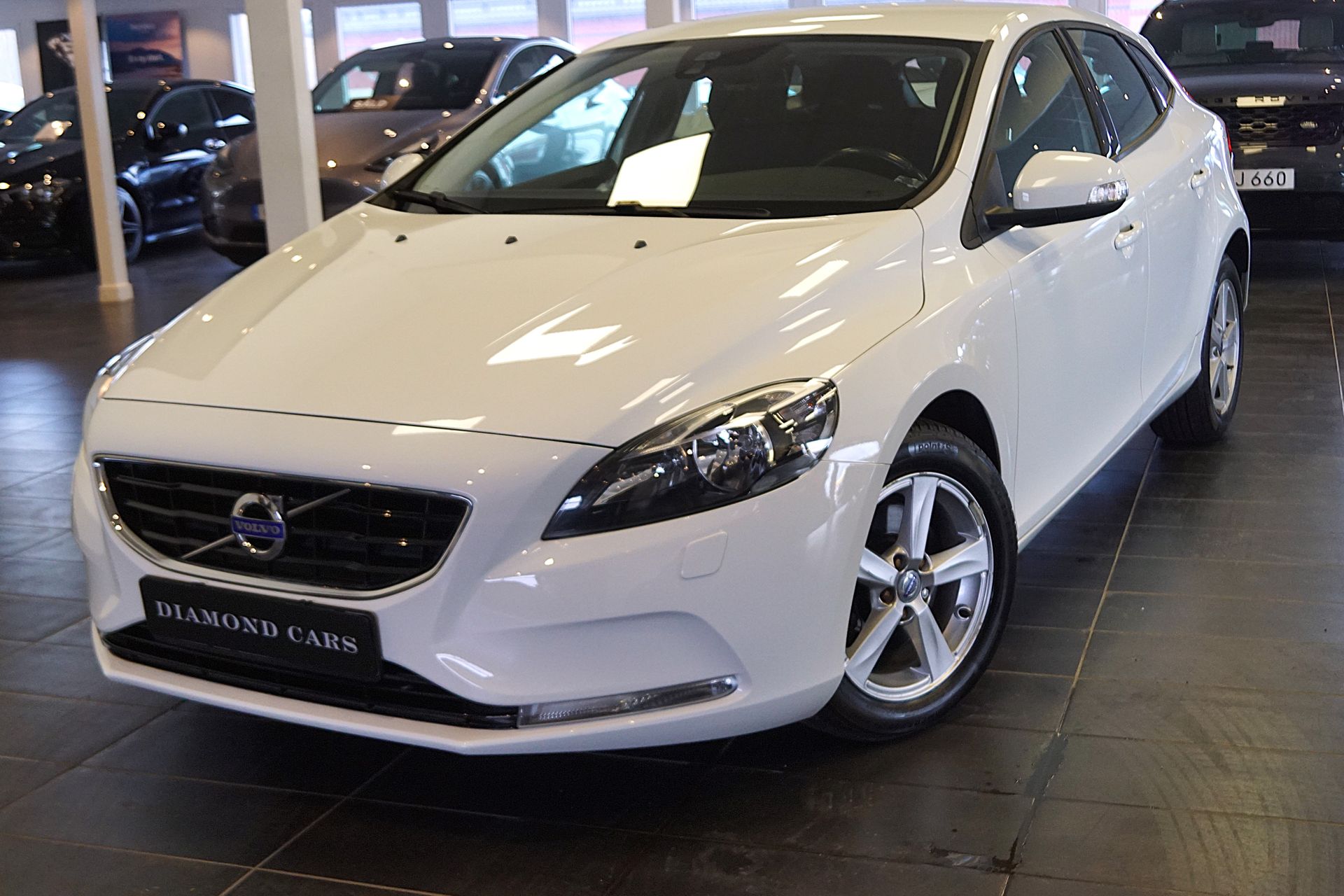 Volvo V40 D2 Kinetic Auto Backkamera 2015, bild 6/22