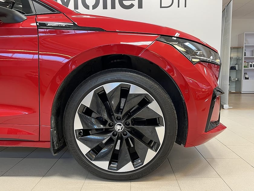 Bild 4 av Škoda Enyaq iV 80x Skoda 82kwh I Sport Line I Drag I Värmare