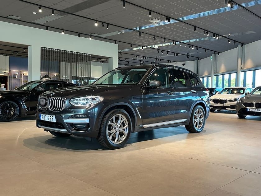 Bild 1 av BMW X3 xDrive30e X Line Rattvärme Dragkrok HiFi Navi