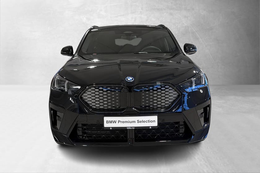 Bilde 2 av BMW iX2 xDrive30