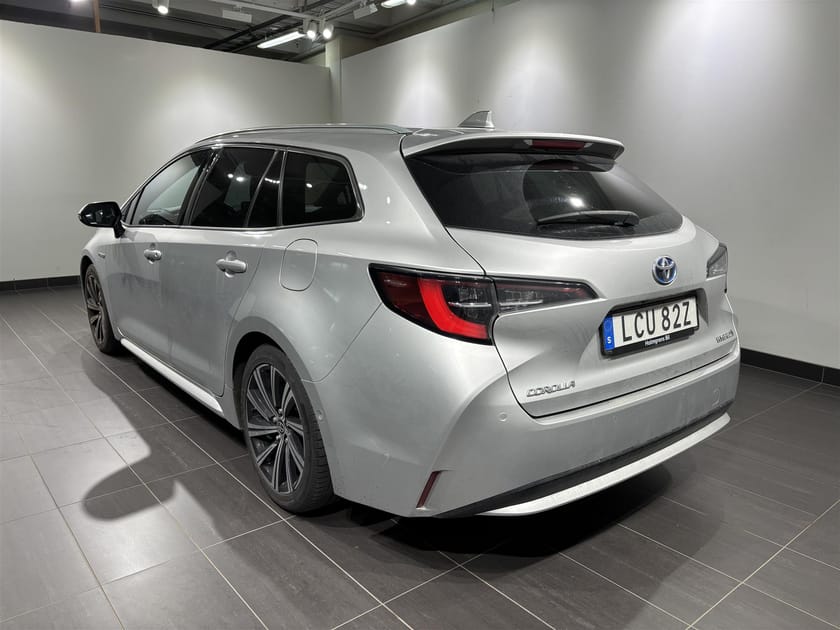 Bild 2 av Toyota Corolla Touring Sports Hybrid Style Teknikpaket