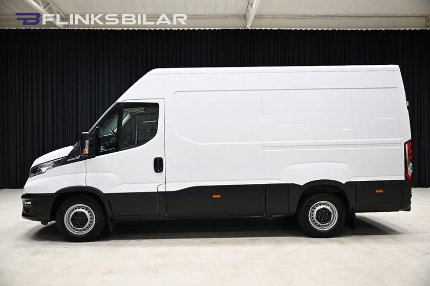 Bild 1 av Iveco Daily 35-140 Van 136HK Automat|Drag|Webasto|3.5ton-Dragvikt|Moms